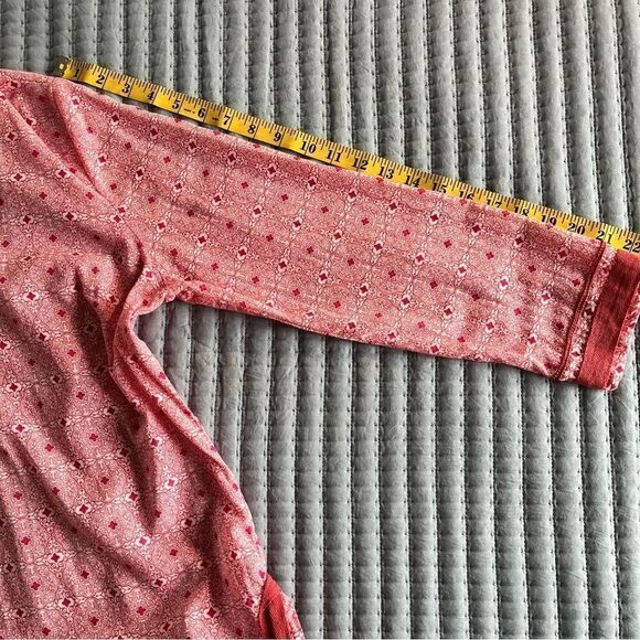 Rose & Thyme Long Sleeve Mosaic Peasant Tunic Pink and White Size Large - Picture 8 of 10